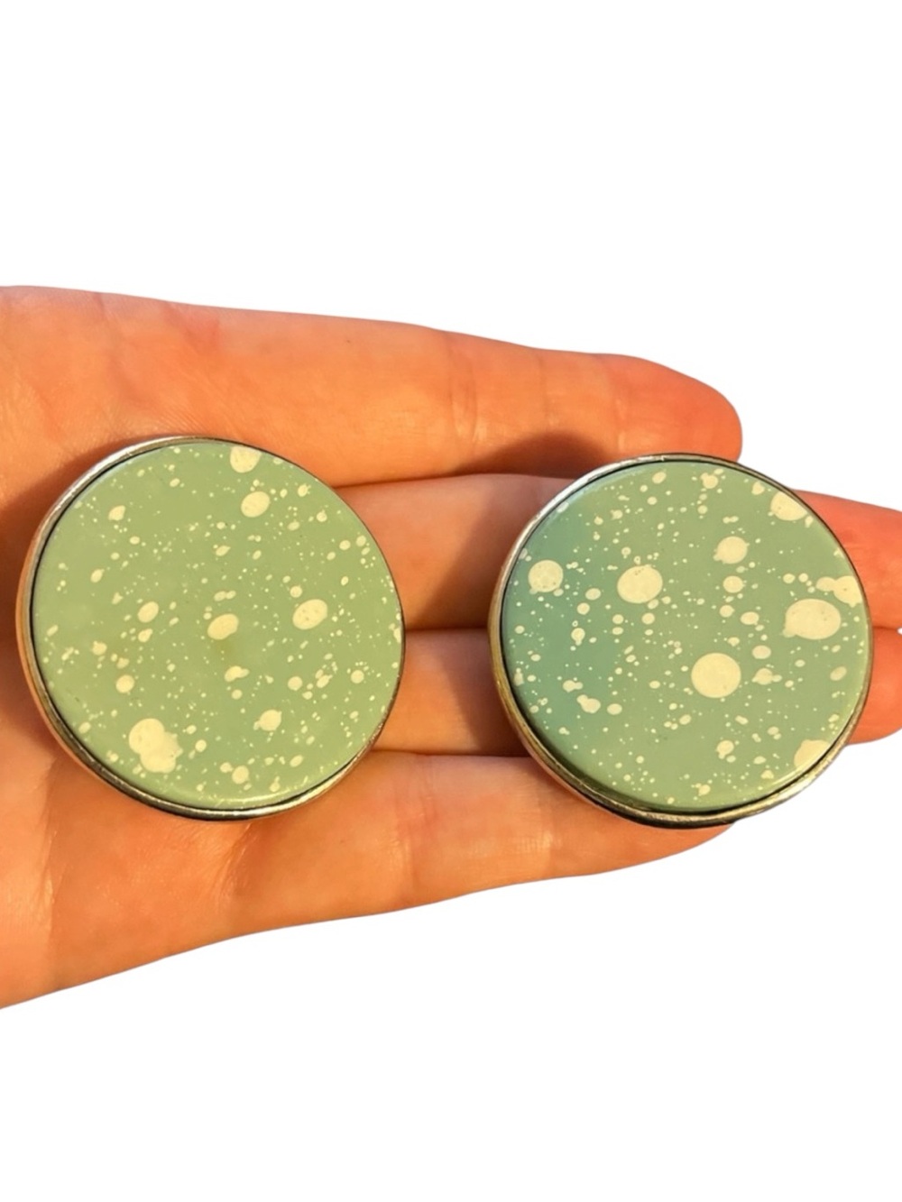 Hattie Carnegie Large Greenish Blue Speckled Clip On Earrings